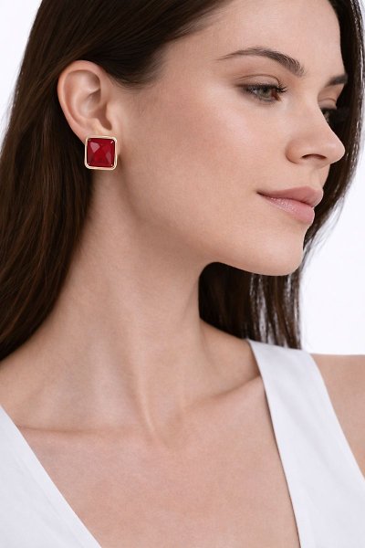 Ruby Kırmızı Geometrik Taşlı Kadın Küpe