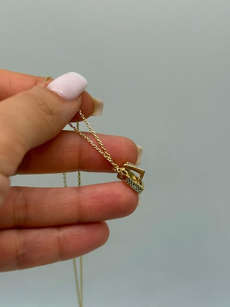 Xuping Gold Renk Taşlı Kilit Detaylı Kolye