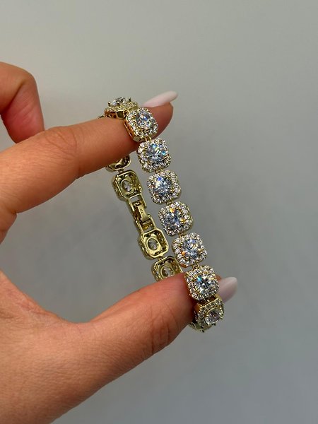 Tamamı Zirkon Taşlı Xuping VIP Çelik 14K Altın Renk Kare Form Kadın Bileklik