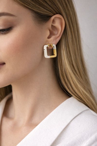 Beyaz & Gold Geometrik Halka Küpe