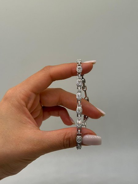 XUPİNG Oval Zirkon Taşlı VIP Çelik Bileklik – Gümüş Renk
